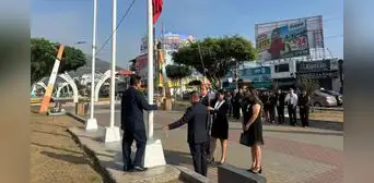 Módulo Corporativo de Familia encabeza izamiento del Pabellón Nacional en la Corte del Santa Módulo Corporativo de Familia encabeza izamiento del Pabellón Nacional en la Corte del Santa