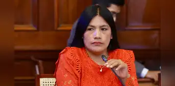Diputada Catherin Palomino habría pedido a sus trabajadores pagar de su bolsillo cuadros y alimentos para su despacho Diputada Catherin Palomino habría pedido a sus trabajadores pagar de su bolsillo cuadros y alimentos para su despacho