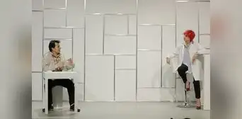 'I.D.I.O.T.A.': El humor como lección de supervivencia 'I.D.I.O.T.A.': El humor como lección de supervivencia