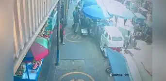 Asesinan a dos hermanos mototaxistas frente a mercado en SMP: Los Pulpos dejan mensaje amenazante