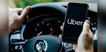 Uber deberá pagar US$40 millones a la familia de una joven que murió atropellada tras ser abandonada en una autopista de California Uber deberá pagar US$40 millones a la familia de una joven que murió atropellada tras ser abandonada en una autopista de California