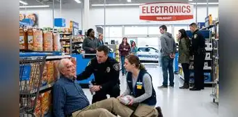 Alerta máxima en Walmart | Anciano es golpeado hasta las muerte por los padres de una trabajadora del supermercado: Este fue el insólito motivo Alerta máxima en Walmart | Anciano es golpeado hasta las muerte por los padres de una trabajadora del supermercado: Este fue el insólito motivo