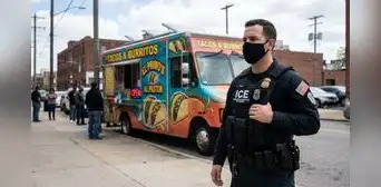 Máxima atención inmigrantes en Miami | Hombre finge ser agente del ICE para amenazar y extorsionar a empleados de un comercio ambulante: ¿Fue detenido?