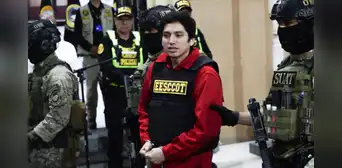 "Jhonsson Pulpo" es trasladado a la Base Naval del Callao para cumplir 36 meses de prisión preventiva "Jhonsson Pulpo" es trasladado a la Base Naval del Callao para cumplir 36 meses de prisión preventiva