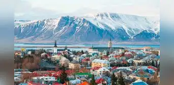 Buscan voluntarios para vivir gratis en Islandia con tres comidas diarias y dos días libres a cambio de ayudar 32 horas por semana
