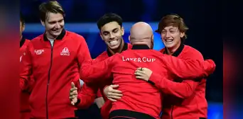 Ignacio Buse tras compartir con la elite del tenis mundial en la Laver Cup: "Aprendí muchísimo viendo como piensan" Ignacio Buse tras compartir con la elite del tenis mundial en la Laver Cup: "Aprendí muchísimo viendo como piensan"