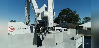 Más de 300 ladrillos por hora: este nuevo robot es capaz de construir una casa "en un solo día" Más de 300 ladrillos por hora: este nuevo robot es capaz de construir una casa "en un solo día"