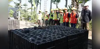 Indonesia está construyendo una escuela con residuos de plástico: pisos, techos tuberías y otras estructuras usarán el material reciclado