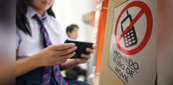Colegios podrán sancionar a estudiantes por uso de celulares: ¿qué dice el nuevo reglamento del Minedu?