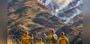 Cusco: un muerto y dos heridos deja incendio forestal en el Valle Sagrado de los Incas Cusco: un muerto y dos heridos deja incendio forestal en el Valle Sagrado de los Incas