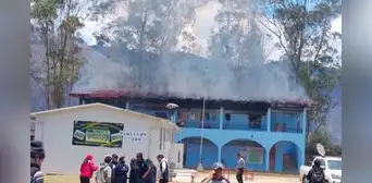 Cajamarca: suspenden elecciones tras atentado con explosivos e incendio en colegio de Sorochuco Cajamarca: suspenden elecciones tras atentado con explosivos e incendio en colegio de Sorochuco
