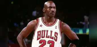 Michael Jordan donó US$10 millones a la UNC en honor a su madre y creó becas para estudiantes que quieren dedicarse al trabajo social Michael Jordan donó US$10 millones a la UNC en honor a su madre y creó becas para estudiantes que quieren dedicarse al trabajo social
