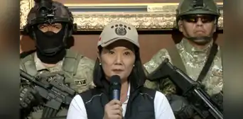 Keiko Fujimori, rodeada de militares, dice que agredieron a su ministro en el Senado: "Le expreso mi total respaldo" Keiko Fujimori, rodeada de militares, dice que agredieron a su ministro en el Senado: "Le expreso mi total respaldo"