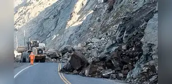 Derrumbe de rocas bloquea parcialmente la Panamericana Sur en Arequipa y restringe el tránsito