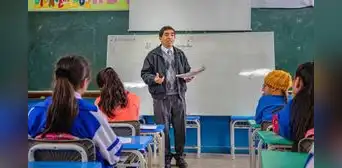 Nuevas reglas de disciplina escolar reciben respaldo, pero advierten que sanciones no bastan para resolver la violencia