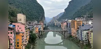La ciudad más estrecha del mundo: apenas 30 metros de ancho, pero en ella China está construyendo rascacielos La ciudad más estrecha del mundo: apenas 30 metros de ancho, pero en ella China está construyendo rascacielos