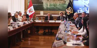Comisión de Constitución del Senado continuará debate de pedido de facultades este lunes 19 Comisión de Constitución del Senado continuará debate de pedido de facultades este lunes 19