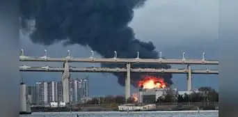 Ucrania lanza uno de sus mayores ataques con drones contra San Petersburgo y provoca incendios en terminales petroleras rusas Ucrania lanza uno de sus mayores ataques con drones contra San Petersburgo y provoca incendios en terminales petroleras rusas