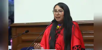 Ruth Luque anuncia que no asistirá a la Comisión de Constitución y acusa al fujimorismo de ser obstruccionista: "El Senado debe ejercer su función con límites" Ruth Luque anuncia que no asistirá a la Comisión de Constitución y acusa al fujimorismo de ser obstruccionista: "El Senado debe ejercer su función con límites"