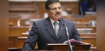 Hermana del senador Daniel Barragán es la nueva asesora de la presidenta de EsSalud Hermana del senador Daniel Barragán es la nueva asesora de la presidenta de EsSalud