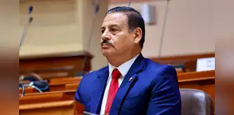 Daniel Barragán justifica nombramiento de su hermana en EsSalud: "Es una profesional A1" Daniel Barragán justifica nombramiento de su hermana en EsSalud: "Es una profesional A1"