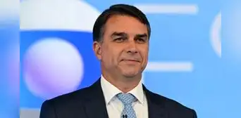Flávio Bolsonaro se declara el "verdadero presidente electo de Brasil" tras perder las elecciones frente a Lula da Silva Flávio Bolsonaro se declara el "verdadero presidente electo de Brasil" tras perder las elecciones frente a Lula da Silva