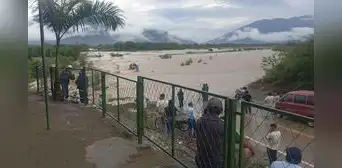 Lluvias extremas en Piura activan quebradas y bloquean carretera en Huancabamba: Senamhi alerta por nuevas precipitaciones Lluvias extremas en Piura activan quebradas y bloquean carretera en Huancabamba: Senamhi alerta por nuevas precipitaciones