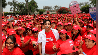 Ernesto Pimentel se suma a la campaña por el Día Mundial de la Lucha contra el Sida. Foto: Instagram/Ernesto Pimentel