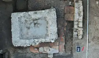 Arqueólogos descubren una monumental residencia romana: suelos multicolores, muebles de bronce y cerámica de alta calidad