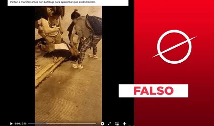 Es falso que este video muestre a manifestantes fingiendo heridas en una persona durante protestas