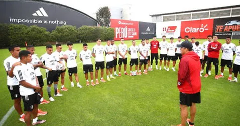 La selección peruana debuta de visitante en las Eliminatorias Sudamericanas. Foto: X/La Bicolor   