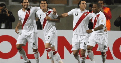 Vargas, Guerrero, Pizarro y Farfán vistieron los colores de la blanquirroja. Foto: EFE    