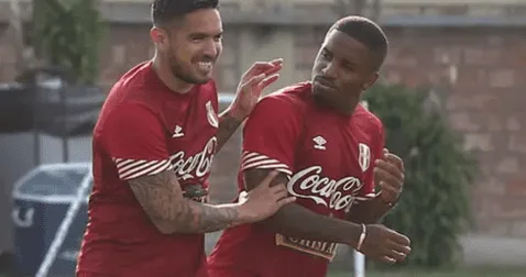  Juan Manuel Vargas y Jefferson Farfán jugaban juntos en la selección de Perú. Foto: GLR    