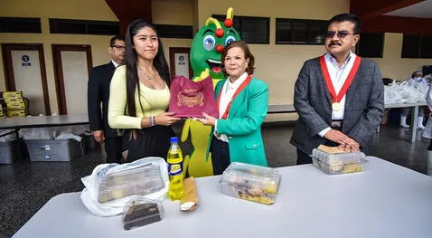  Gianella Pacheco se convirtió en la primera 'Gusana legendaria 2023-I' después de 50 años. Foto: Universidad Nacional Mayor de San Marcos    