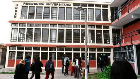 Frontis de la residencia universitaria en San Marcos. Foto: La República   