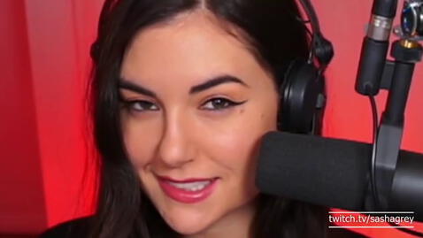 ¿A qué se dedica Sasha Grey, la popular actriz que dejó de filmar películas para adultos?