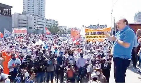 Other times. López Aliaga at a rally in the center. Photo: diffusion Other times. López Aliaga at a rally in the center. Photo: diffusion