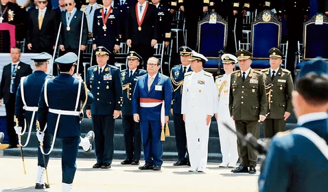  Responsable. Alberto Otárola. Para un exviceministro de Defensa, un ex comandante general EP y un experto en temas constitucionales, tiene responsabilidad política en recientes sucesos. Foto: difusión   