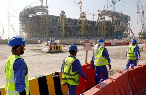 Mundial Qatar 2022: ¿Cuántos trabajadores habrían muerto durante la construcción de los estadios?