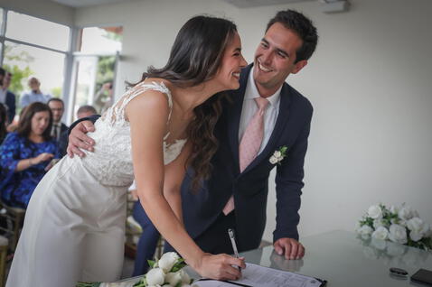 Valeria Floréz se casó en la Municipalidad de Miraflores. Foto: Valeria Flores Instagram    