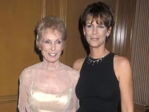 Jamie Lee Curtis with her mother, Janet Leight.  Photo: Insider

 ” title=”Jamie Lee Curtis with her mother, Janet Leight.  Photo: Insider

 ” height=”100%” width=”100%” loading=”lazy”/></div>
<div class=