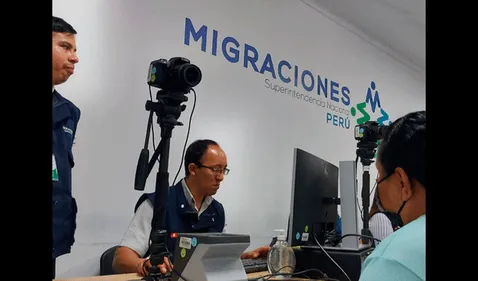  Migraciones activó oficinas de atención de lunes a sábado, de 9 a. m. a 9 p. m., en San Juan de Lurigancho, Comas, entre otros distritos. Foto: La República   
