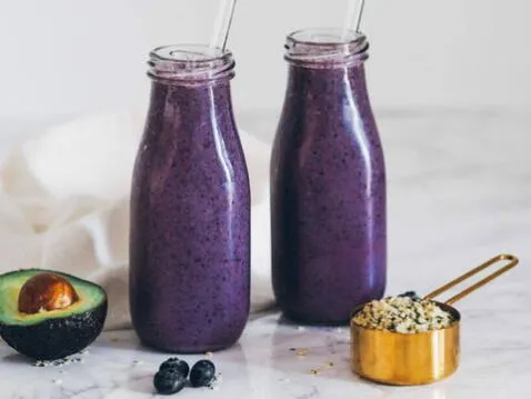     Blueberry and avocado smoothie.  Photo: Food   