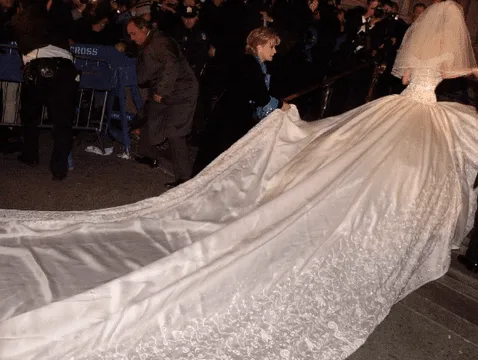   Thalia's wedding dress had a 17-meter train.  Photo: diffusion   