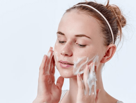 If you don't remove make-up you could suffer from acne.  Photo: The Vanguard   