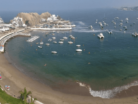 La playa Embajadores se encuentra en el distrito de Santa María del Mar. Foto: Visitmode 