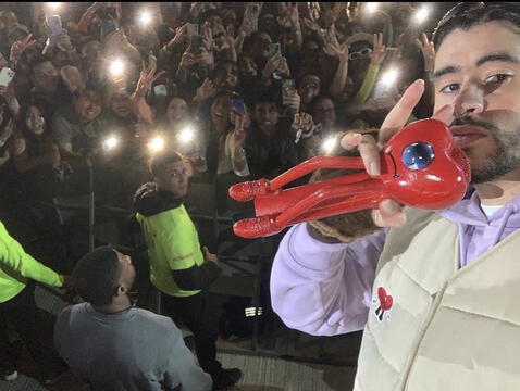 Bad Bunny en Lima: fans venden pulseras del concierto hasta en S/ 150 en Marketplace