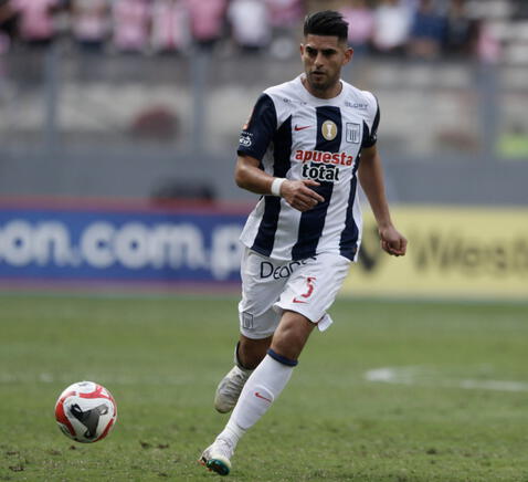 Carlos Zambrano podría ser titular en la primera final ante la 'U'. Foto: Grupo La República.   