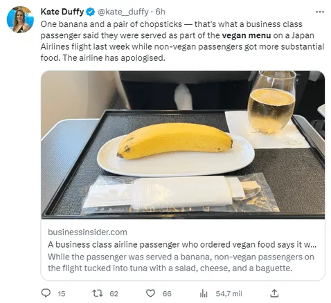 ¿Era un aperitivo? Hombre pide menú vegano en avión y le entregan un plátano