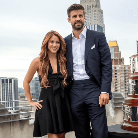 Shakira y Piqué en una sesión de fotos. Foto: Mujer Hoy   